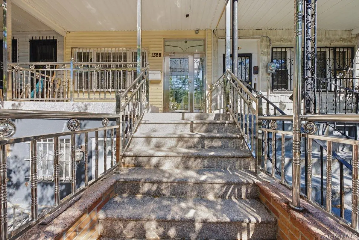 1328 Teller Avenue, Bronx, NY 10456 - #1