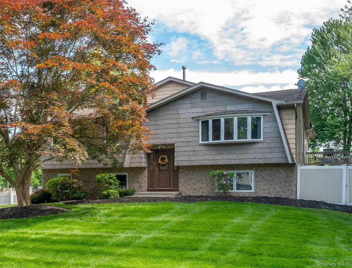6 Barry Court, Valley Cottage, NY 10989 - #1