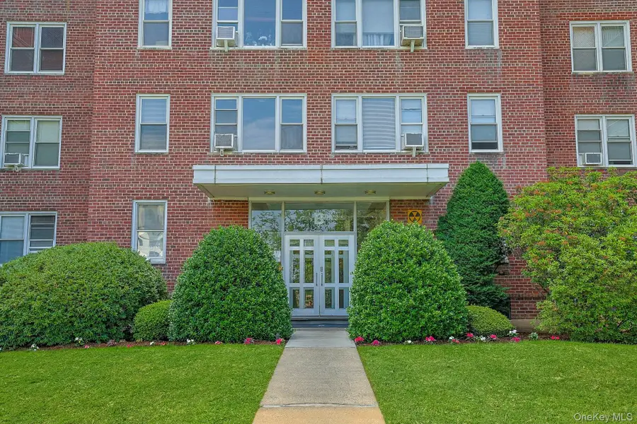 1255 North Avenue #B-4j, New Rochelle, NY 10804 - #2