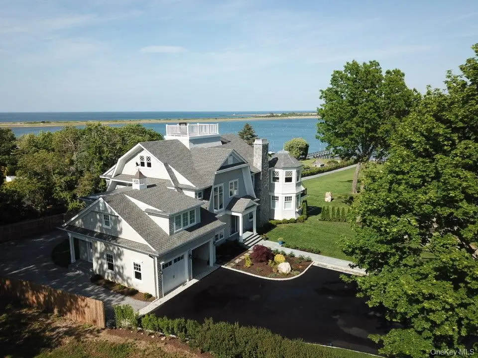 7 Preston Lane, East Setauket, NY 11733 - #1