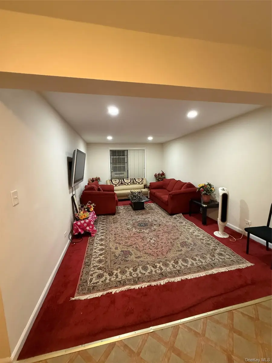 84-55 Daniels Street #5C, Briarwood, NY 11435 - #3