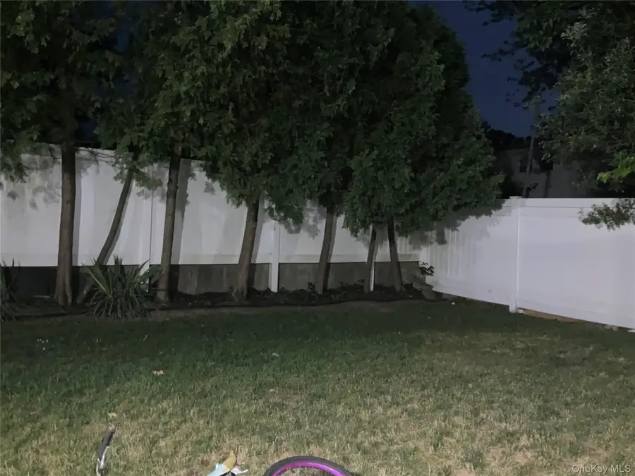 198 Clermont Pl, Staten Island, NY 10314 - #3
