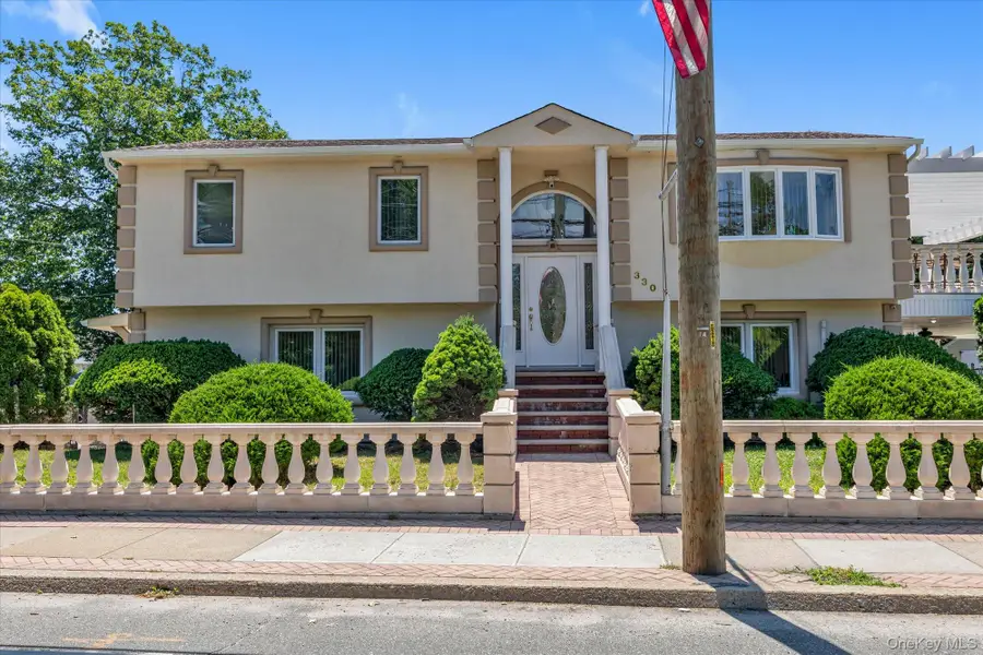 330 Bayville Avenue, Bayville, NY 11709 - #2