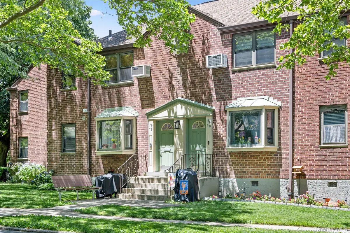 58-42 246th Crescent #1, Douglaston, NY 11362 - #1