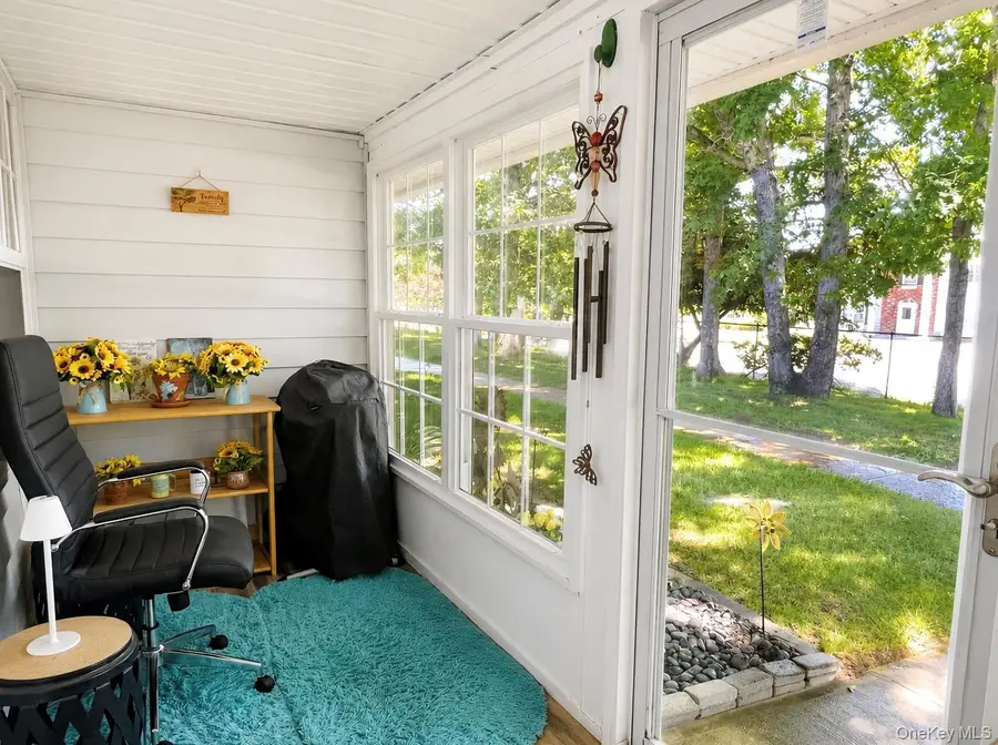 134 Eastbourne Court #D, Ridge, NY 11961 - #3