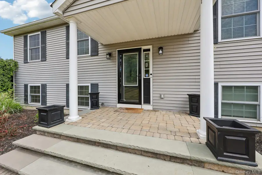 4 Lira Street, Wallkill, NY 12589 - #3