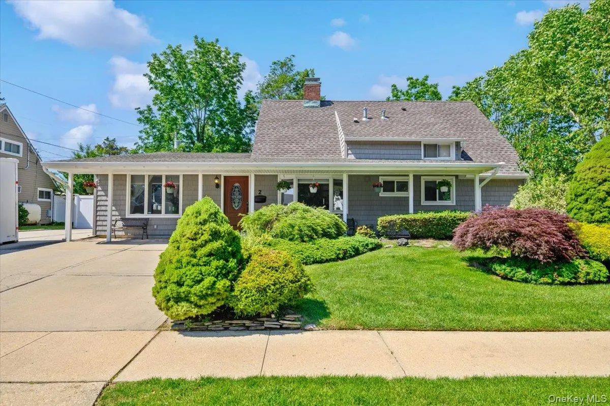 2 Bridge Lane, Hicksville, NY 11801 - #1