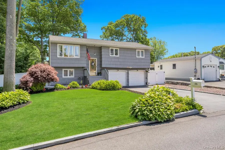 279 Haven Avenue, Ronkonkoma, NY 11779 - #2