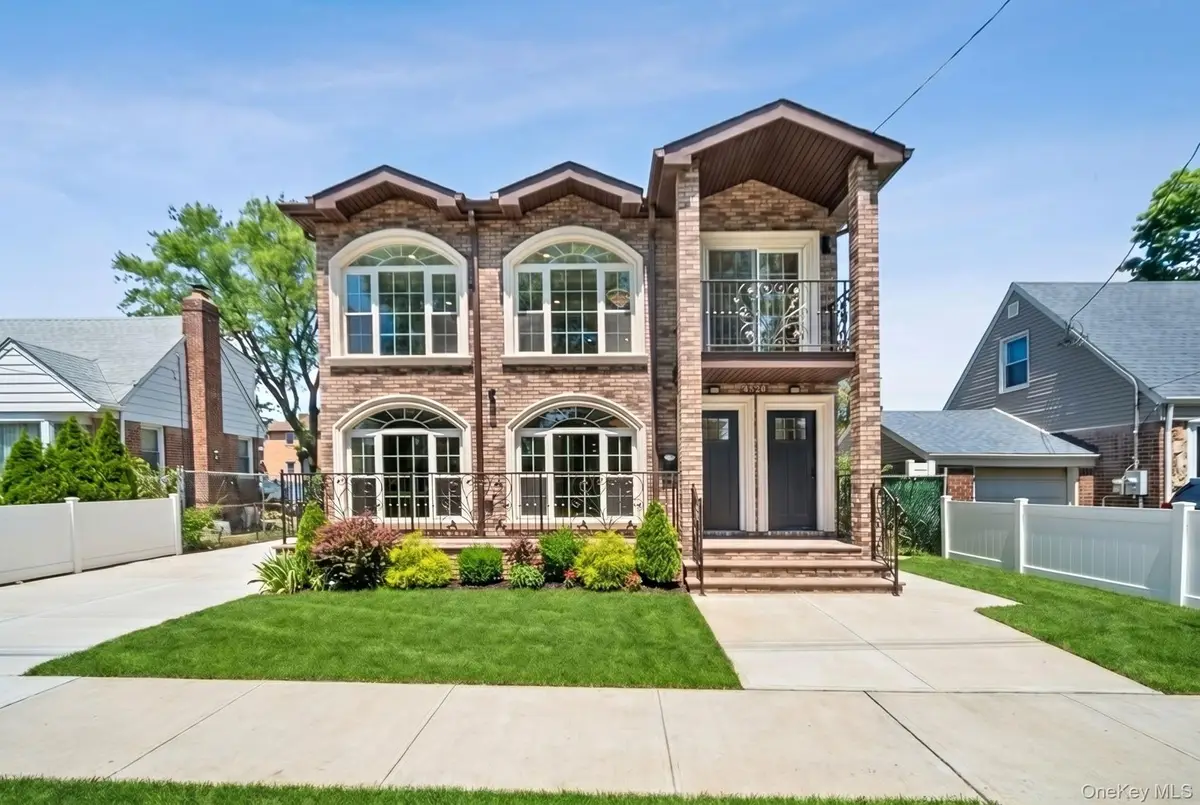 139-18 250 Street, Rosedale, NY 11422 - #1
