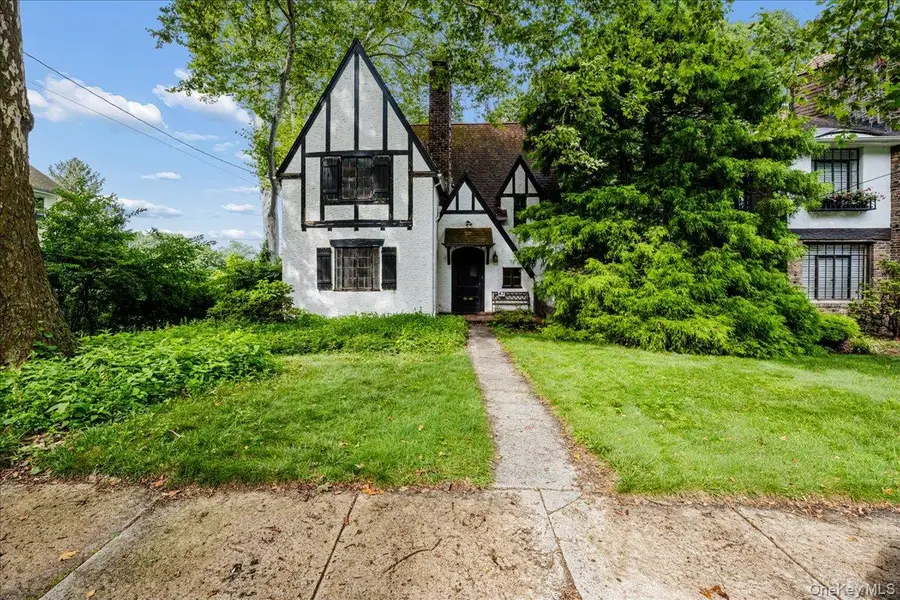43 Pinecrest Parkway, Hastings On Hudson, NY 10706 - #2