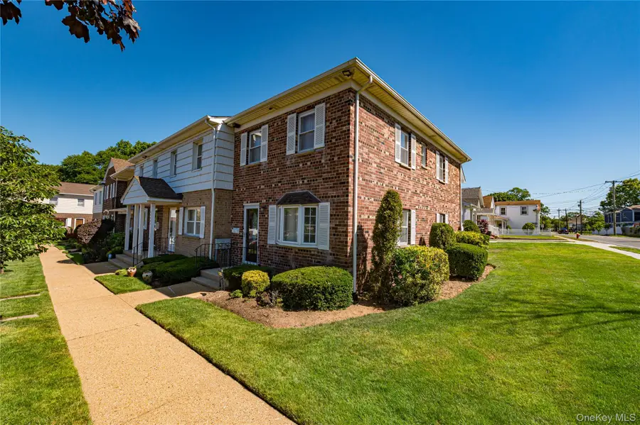 446 N Corona Avenue, Valley Stream, NY 11580 - #3