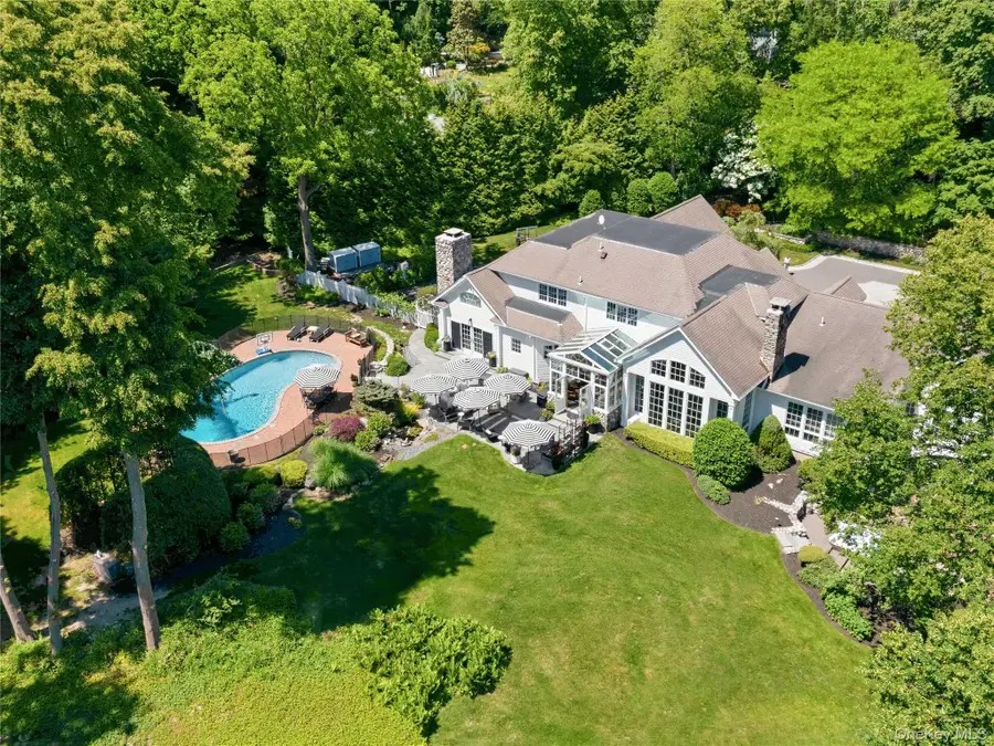91 Woodhollow Court, Muttontown, NY 11791 - #2