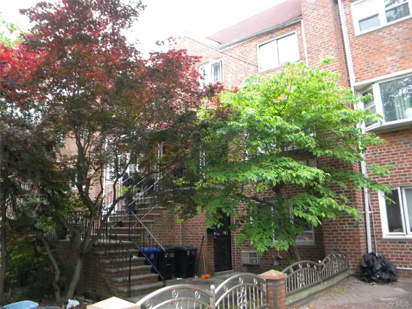 718 E 80th Street, Brooklyn, NY 11236