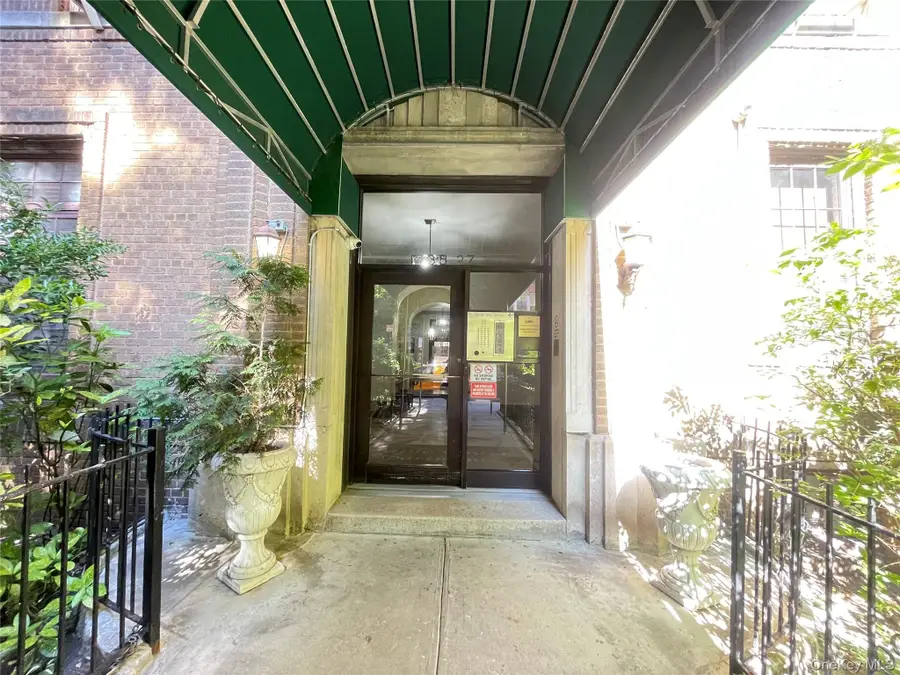 35-27 81st #6E, Jackson Heights, NY 11372 - #3