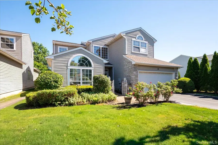 10 Windwatch Drive, Hauppauge, NY 11788 - #3