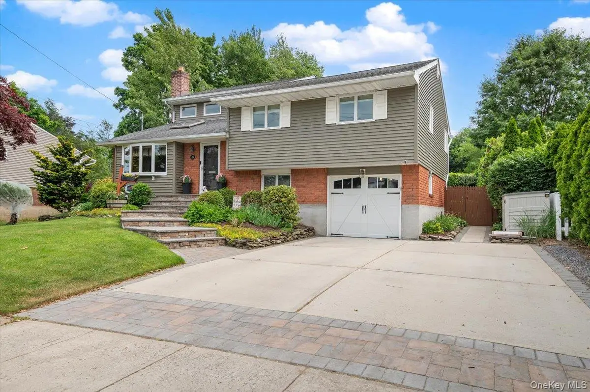 40 Sherman Drive, Syosset, NY 11791 - #1
