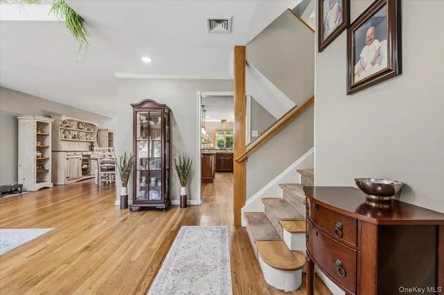 40 Sherman Drive, Syosset, NY 11791 - #2