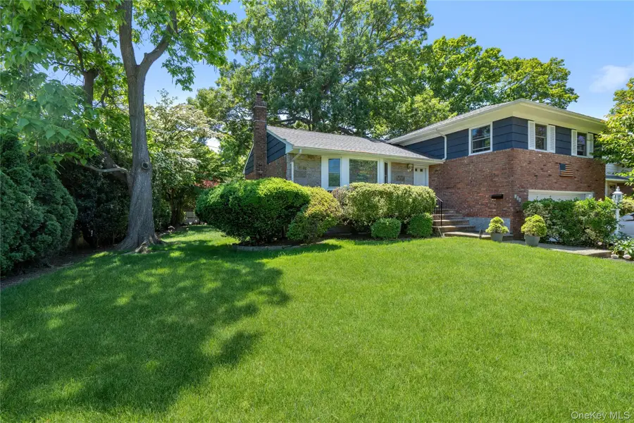 128 Atkinson Road, Rockville Centre, NY 11570 - #2