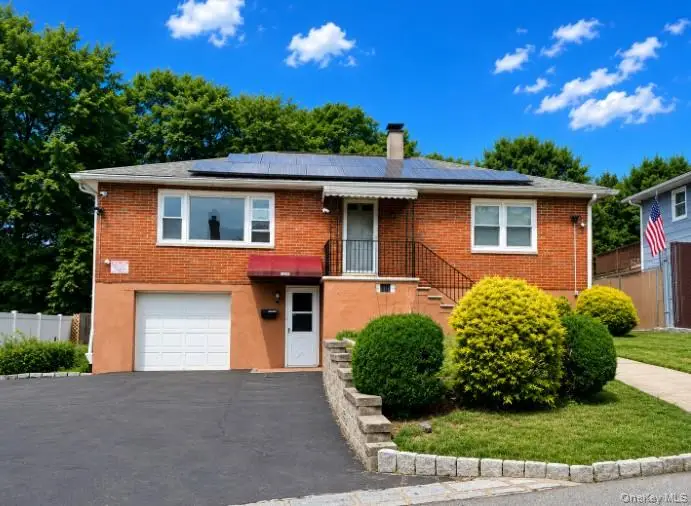 14 (aka #10) Entrance Court, Yonkers, NY 10710 - #1