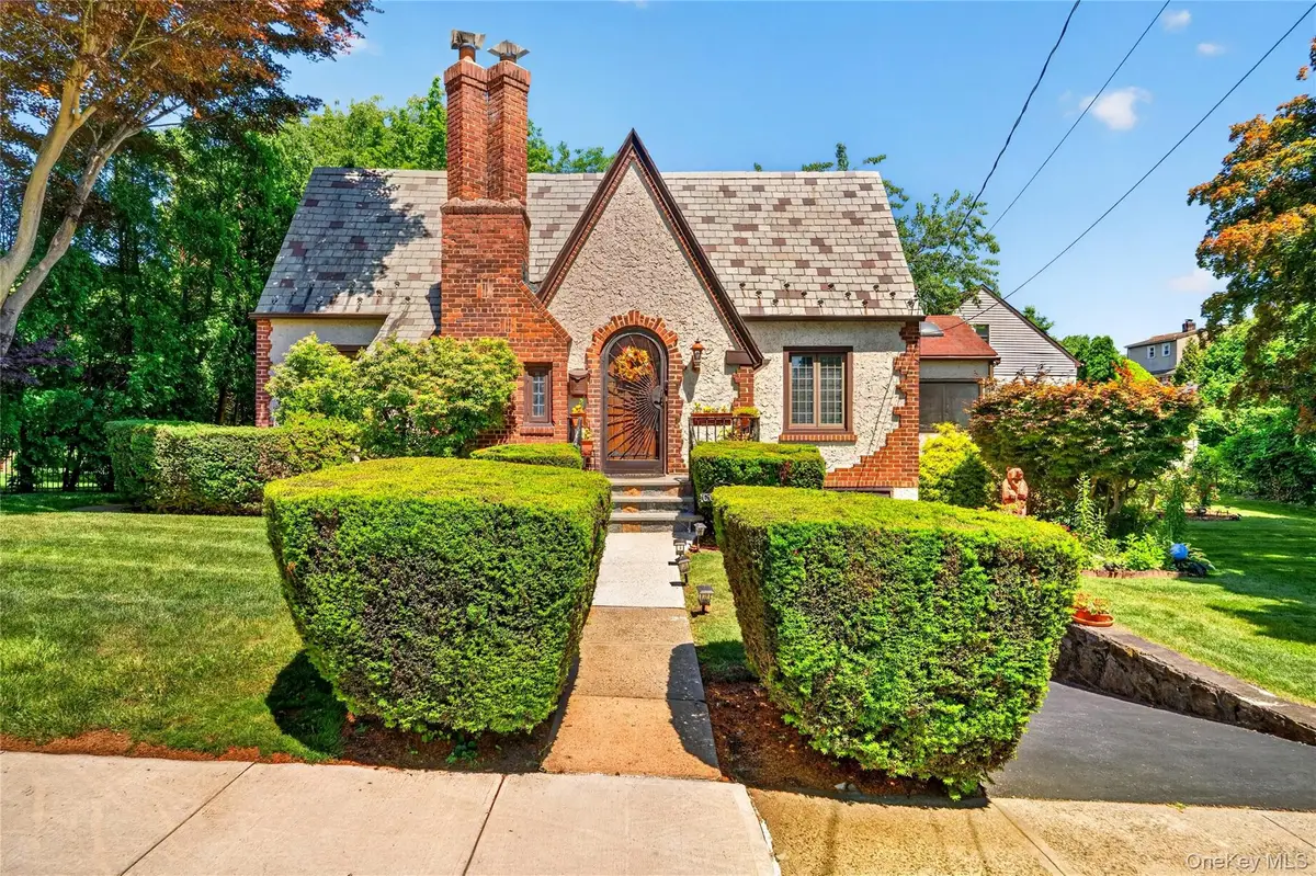 41 Green Place, New Rochelle, NY 10801 - #1