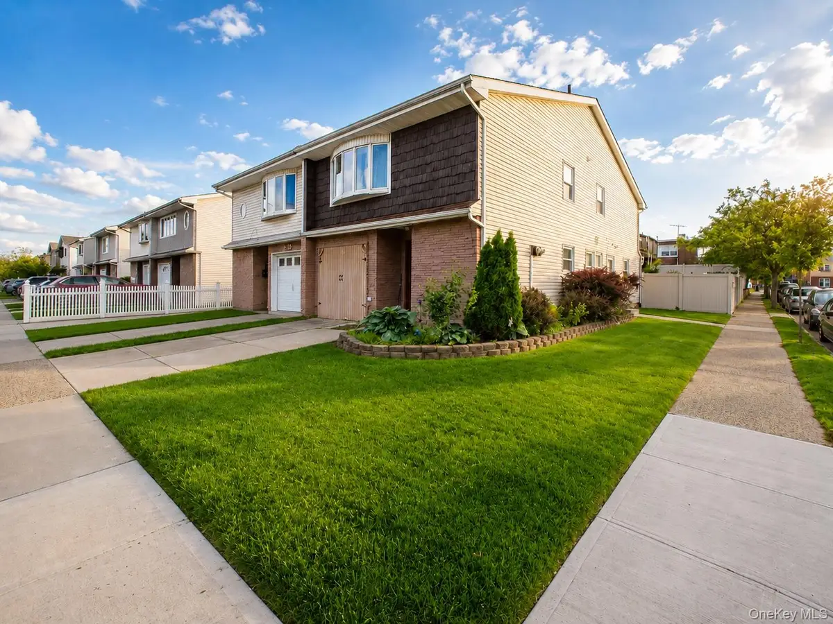140 Regis Drive, Staten Island, NY 10314 - #1