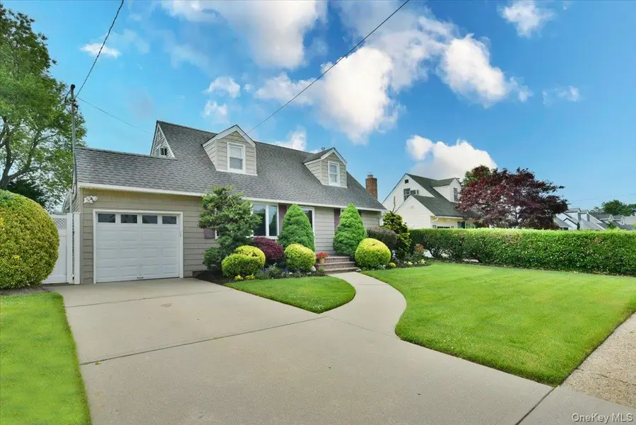 1872 Chester Drive, East Meadow, NY 11554 - #2