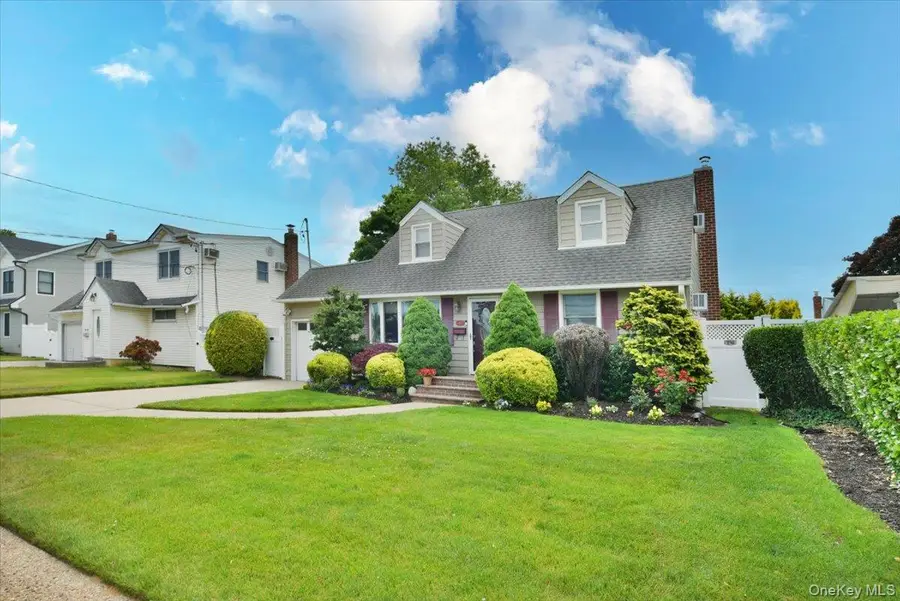 1872 Chester Drive, East Meadow, NY 11554 - #3