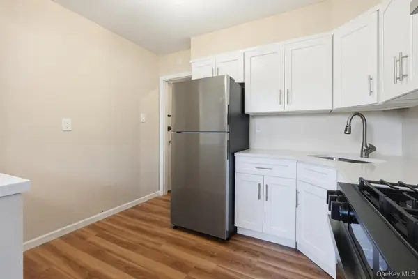4060 Jerusalem Avenue #1D, Seaford, NY 11783