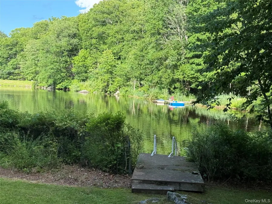 4 Loggers Court, Carmel, NY 10512 - #3