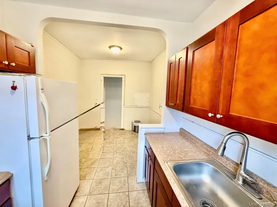 210 Martine Avenue #6L, White Plains, NY 10601 - #3