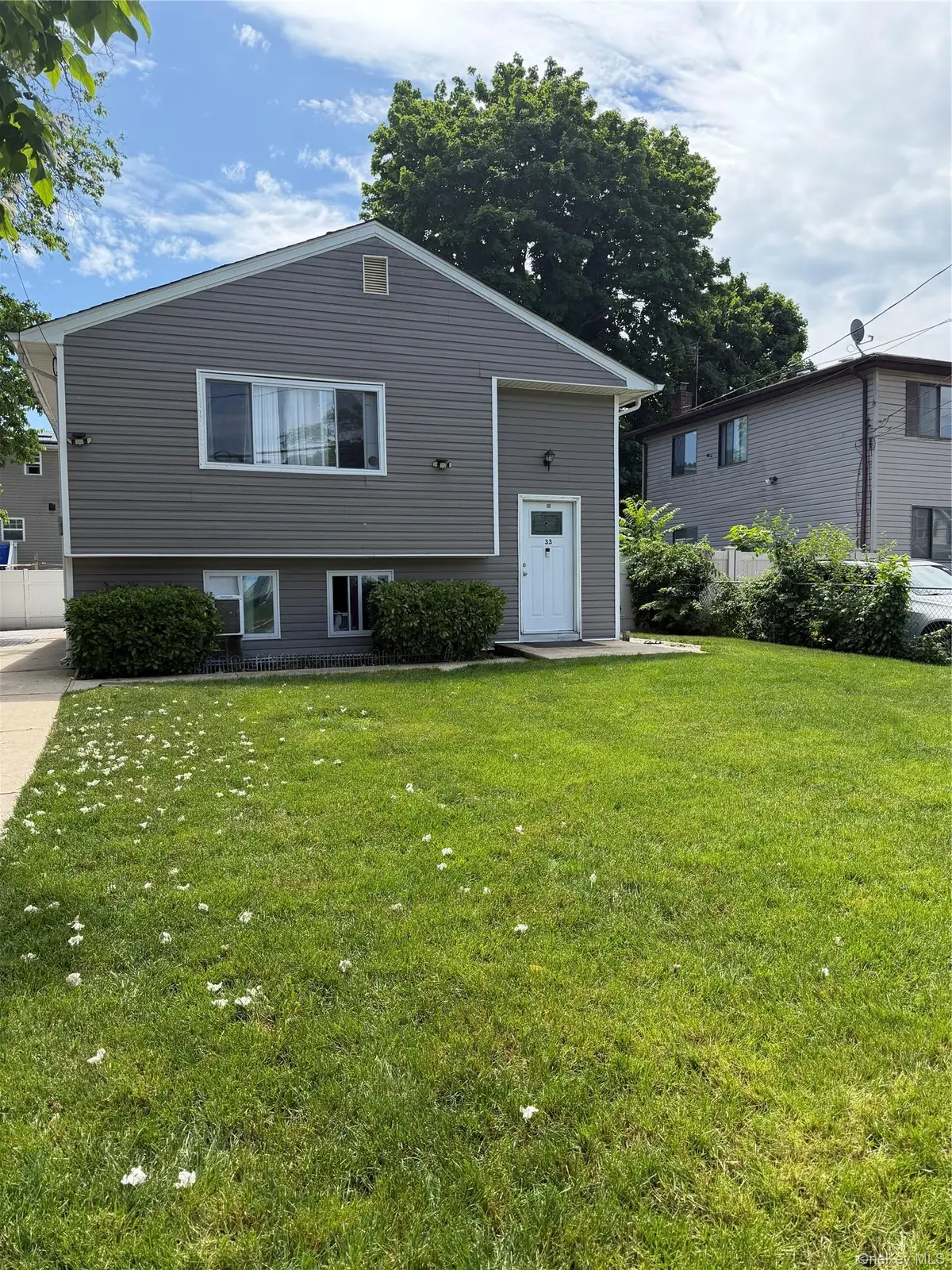 33 Washington Avenue, Deer Park, NY 11729 - #1