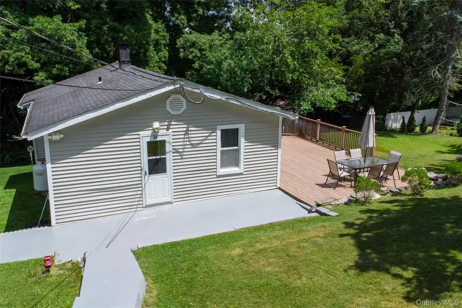 18 Worthington Drive W, Carmel, NY 10512 - #3