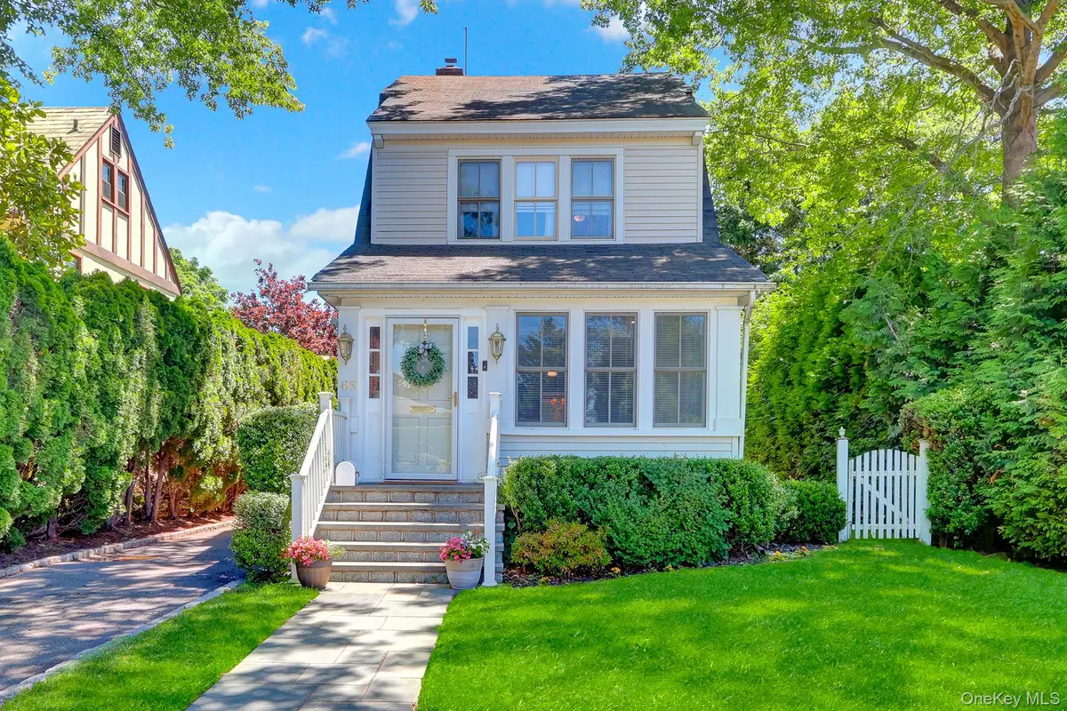 65 Roxbury Road, Garden City, NY 11530 - #1