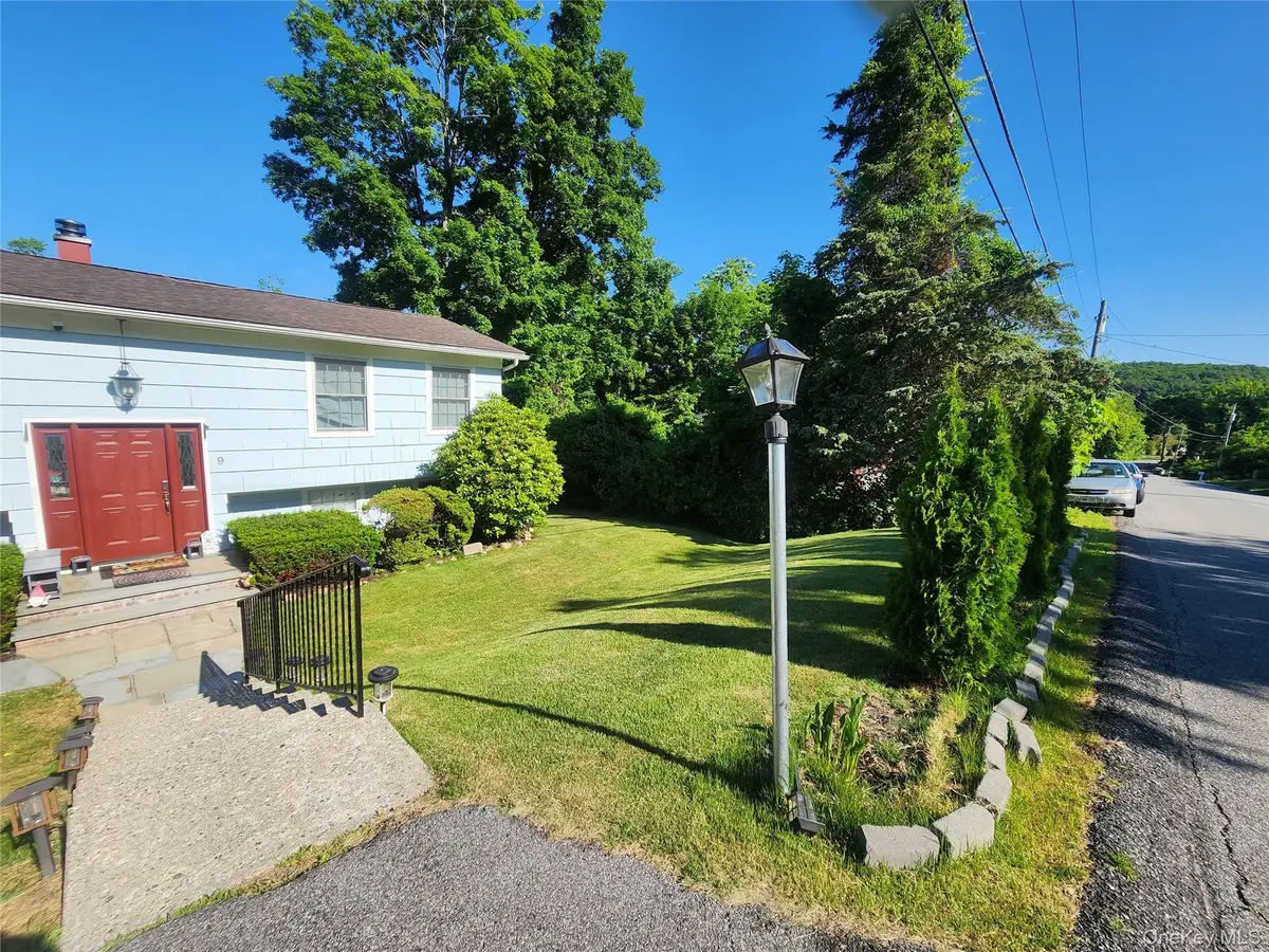 9 Westview Avenue, North Salem, NY 10560 - #1