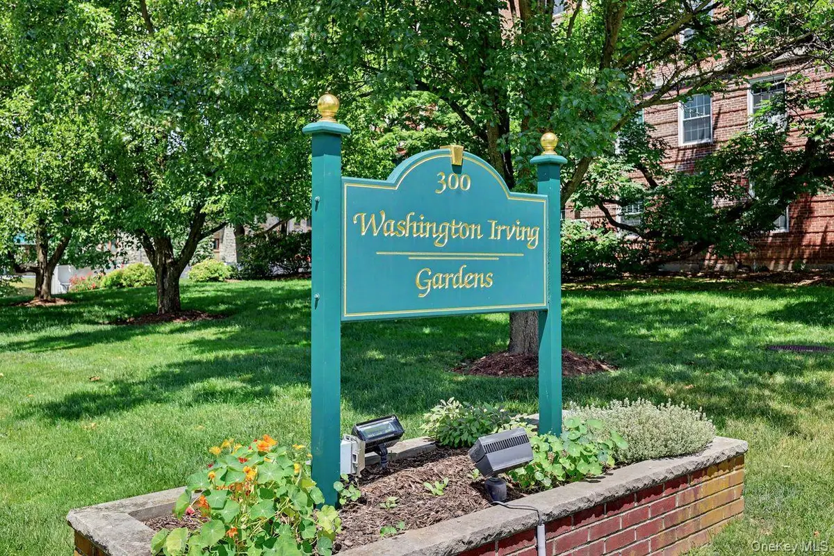 300 S Broadway #2 H, Tarrytown, NY 10591 - #1