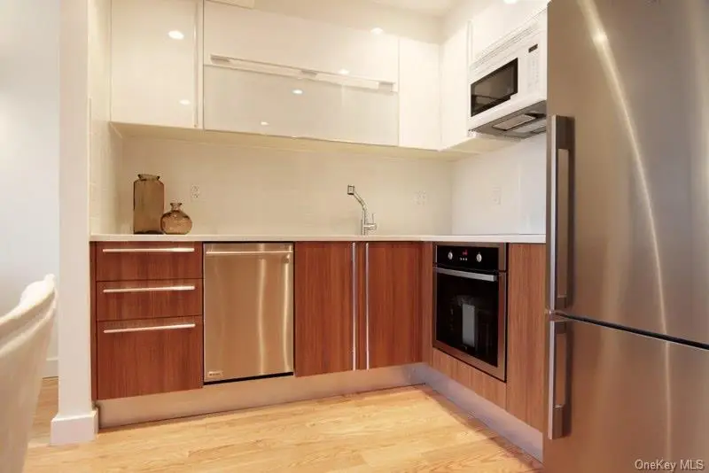 3135 31st Street #605, Astoria, NY 11106 - #1