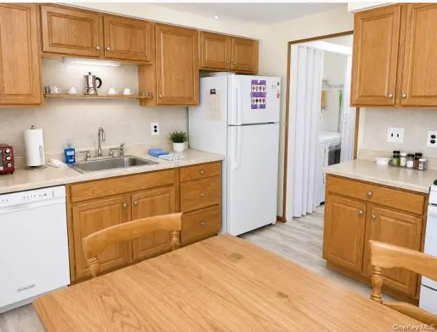 58 Glenmere Lane, Coram, NY 11727 - #2