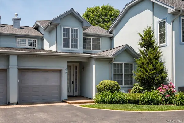 517 Bardini Drive, Melville, NY 11747