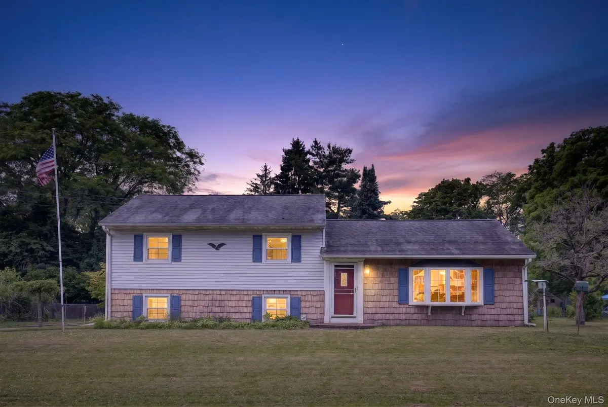 20 Hudson Drive, New Windsor, NY 12553 - #1
