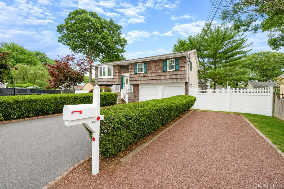 6 Smith Court, Mastic, NY 11950 - #1