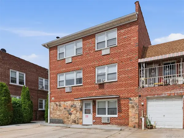 61-26 164 Street, Fresh Meadows, NY 11365