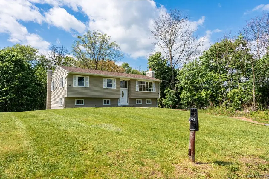 5 Idlewild Drive, Poughkeepsie, NY 12601 - #3