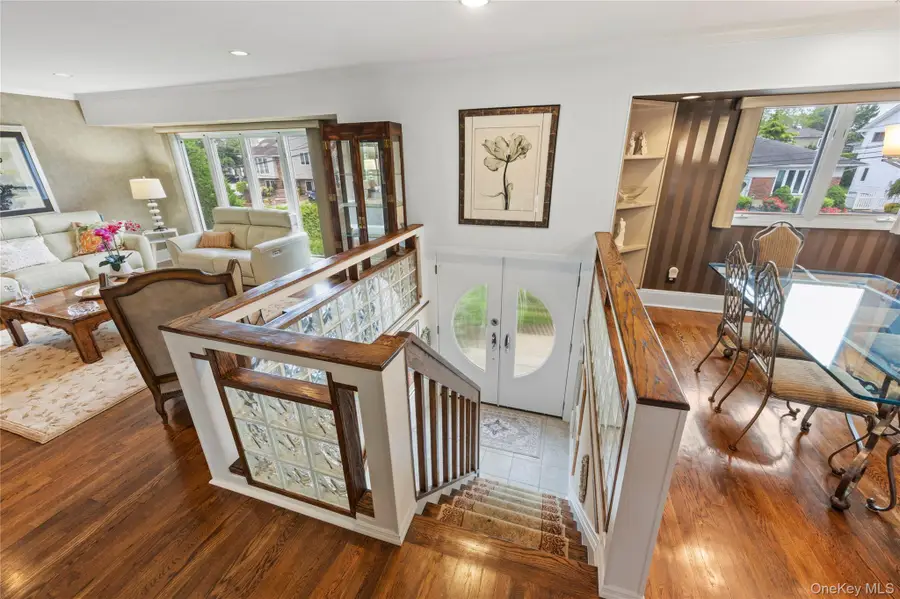 2969 Hampton Court, Wantagh, NY 11793 - #3