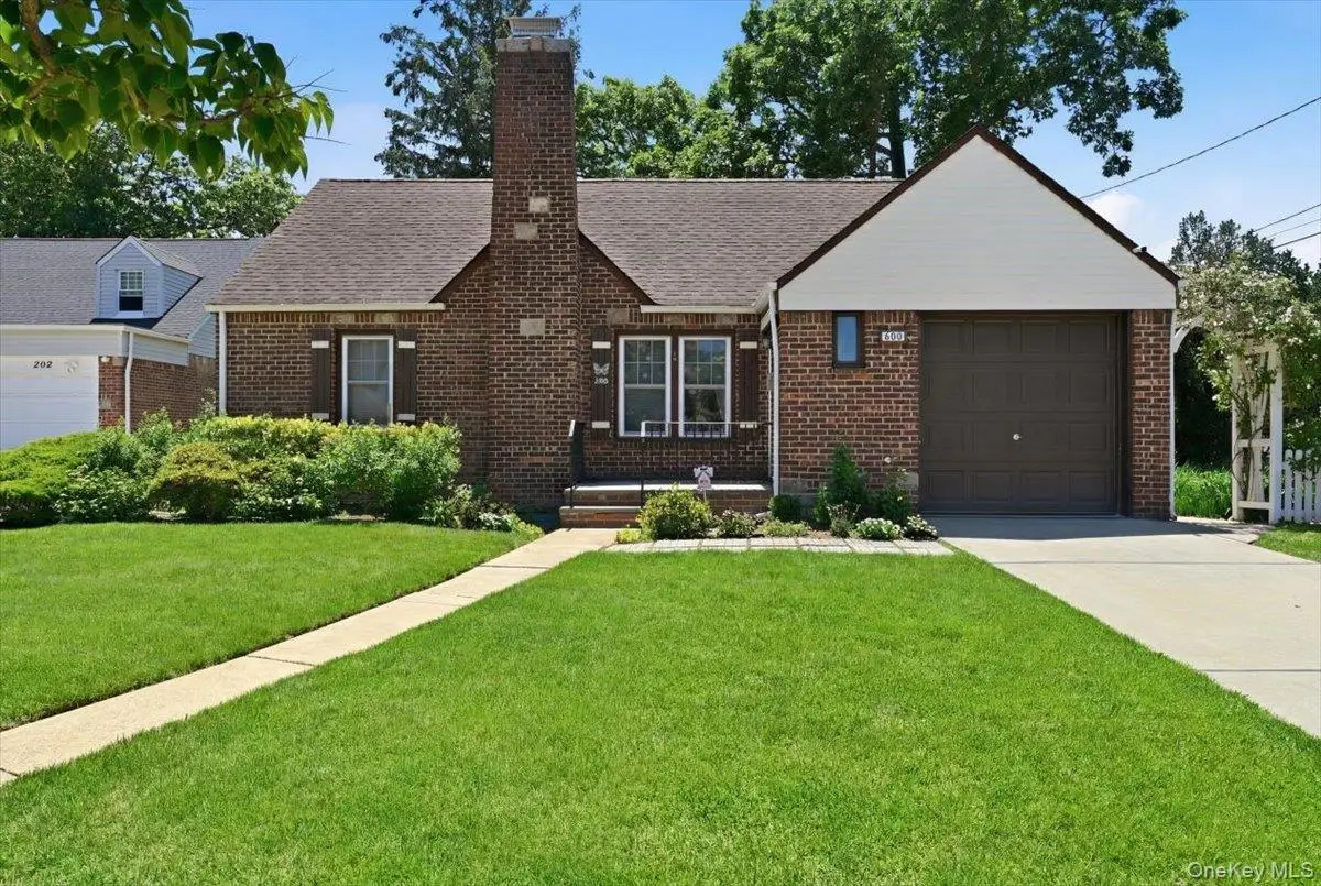 200 Edward Court, West Hempstead, NY 11552 - #1