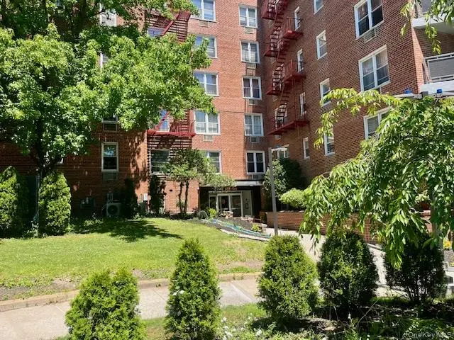 15105 Cross Island Parkway #1D, Whitestone, NY 11357 - #3