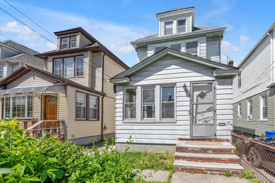 11232 196th Street, Saint Albans, NY 11412 - #2