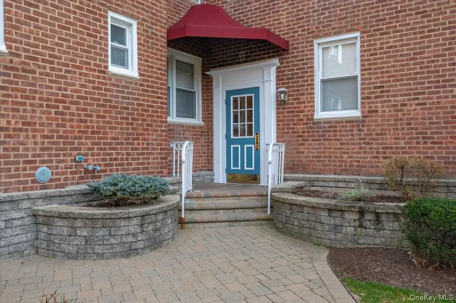 13 Bryant Crescent #2K, White Plains, NY 10604 - #2