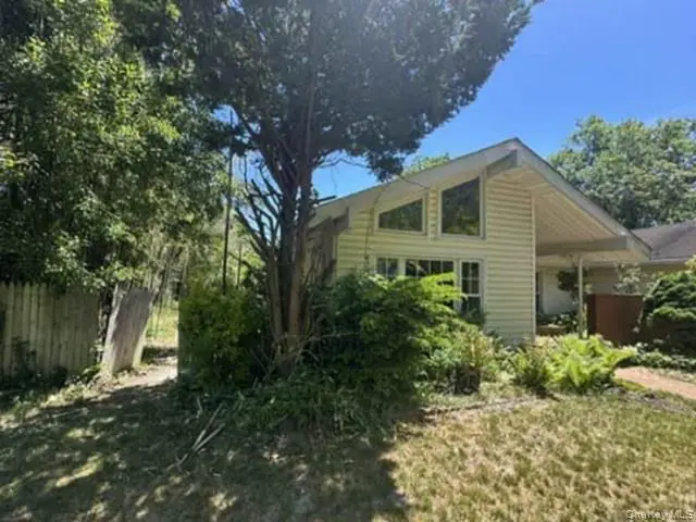 46 Andover Drive, Coram, NY 11727 - #2