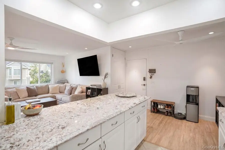 54 Richmond Boulevard #4B, Ronkonkoma, NY 11779 - #2