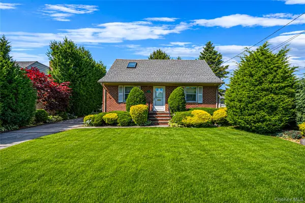 572 Benito Street, East Meadow, NY 11554